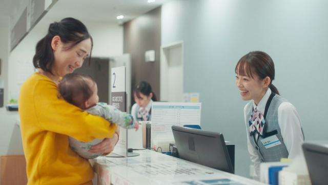 押し寄せる患者さん篇の動画を見る